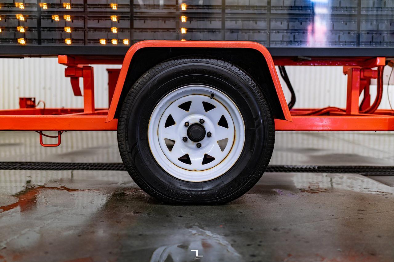 2013 Wanco WTMMB Message Board Trailer Red Deer AB