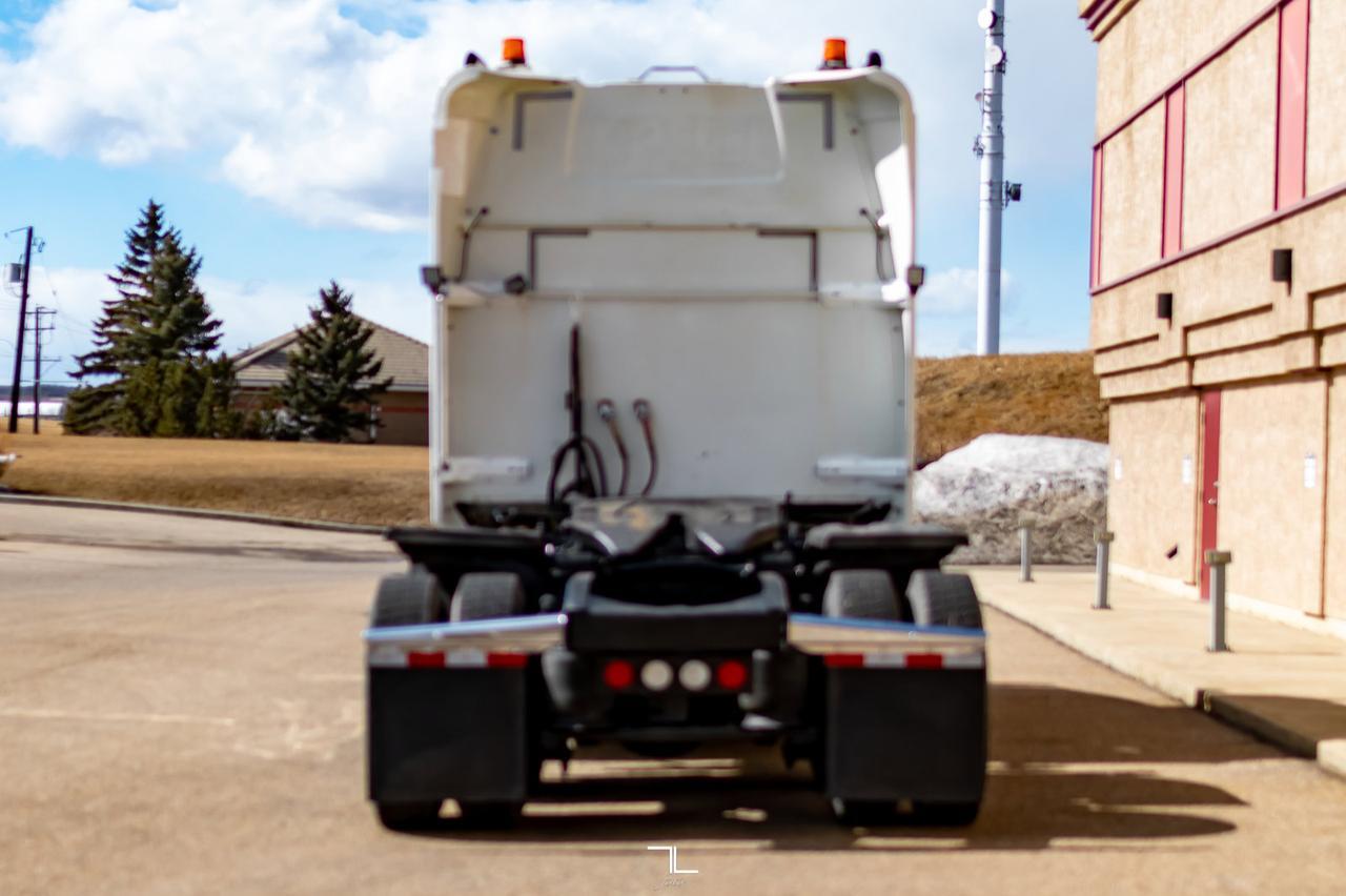 2013 Western Star 4900 SF Tractor Sleeper Heavy Spec Red Deer AB