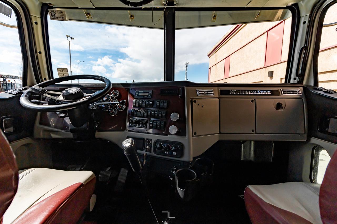 2013 Western Star 4900 SF Tractor Sleeper Heavy Spec Red Deer AB