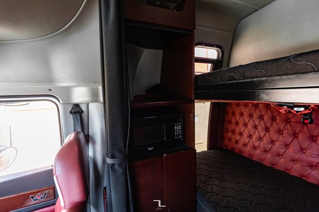 2013 Western Star 4900 SF Tractor Sleeper Heavy Spec Red Deer AB