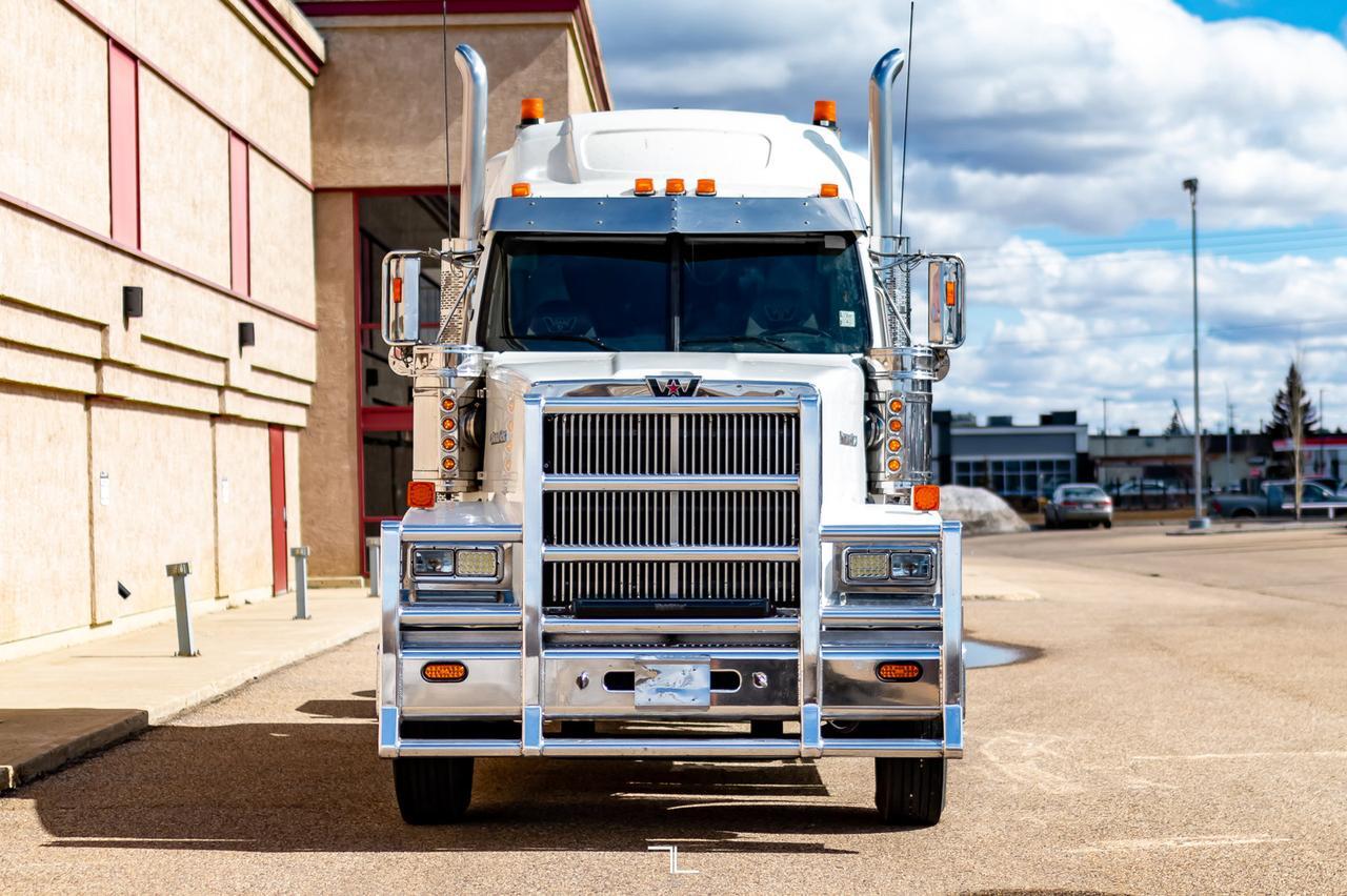 2013 Western Star 4900 SF Tractor Sleeper Heavy Spec Red Deer AB