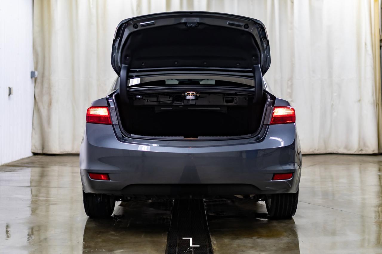 2014 Acura ILX Tech Pkg Leather Roof Nav BCam Red Deer AB