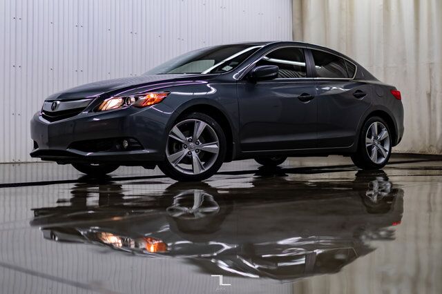 2014 Acura ILX Tech Pkg Leather Roof Nav BCam Red Deer AB