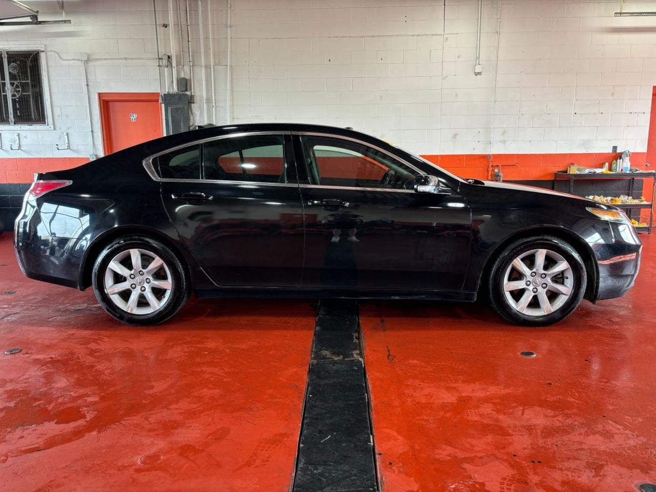 2014 Acura TL FWD with Technology Package