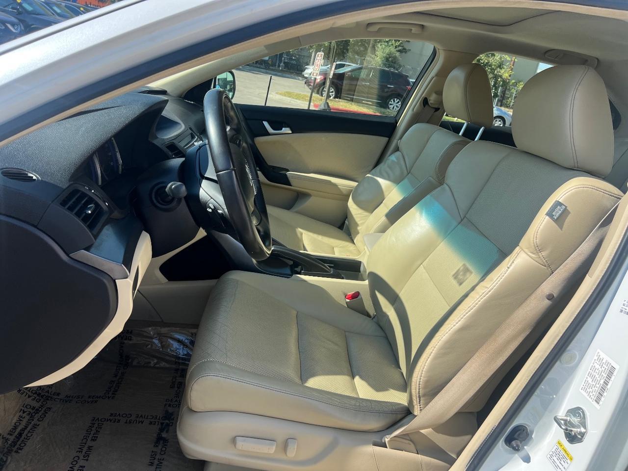 2014 Acura TSX 5-Spd AT with Tech P Austin TX