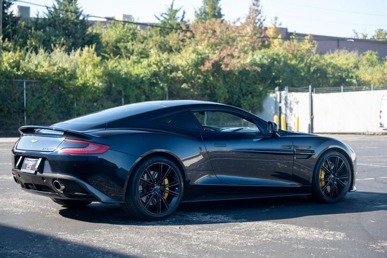 2014 Aston Martin Vanquish Coupe 2D St. Louis MO