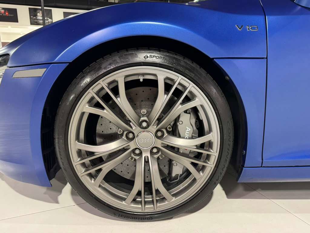 2014 Audi R8 V10 plus Sepang Blue Matte paint, Audi Exclusive interior, carbon galore AND MORE!! Fort Lauderdale FL