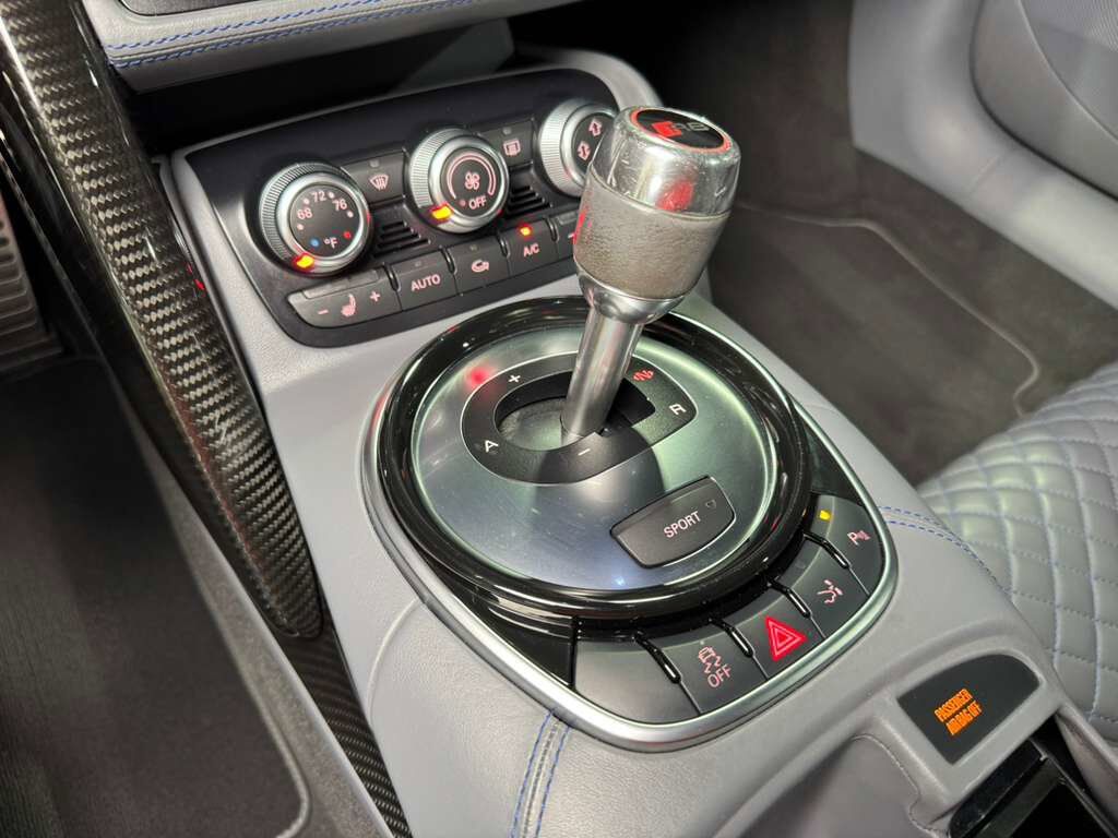 2014 Audi R8 V10 plus Sepang Blue Matte paint, Audi Exclusive interior, carbon galore AND MORE!! Fort Lauderdale FL