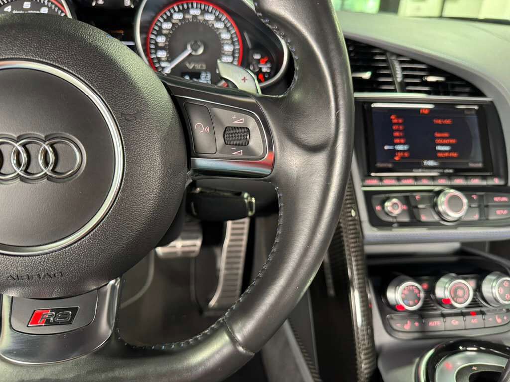 2014 Audi R8 V10 plus Sepang Blue Matte paint, Audi Exclusive interior, carbon galore AND MORE!! Fort Lauderdale FL