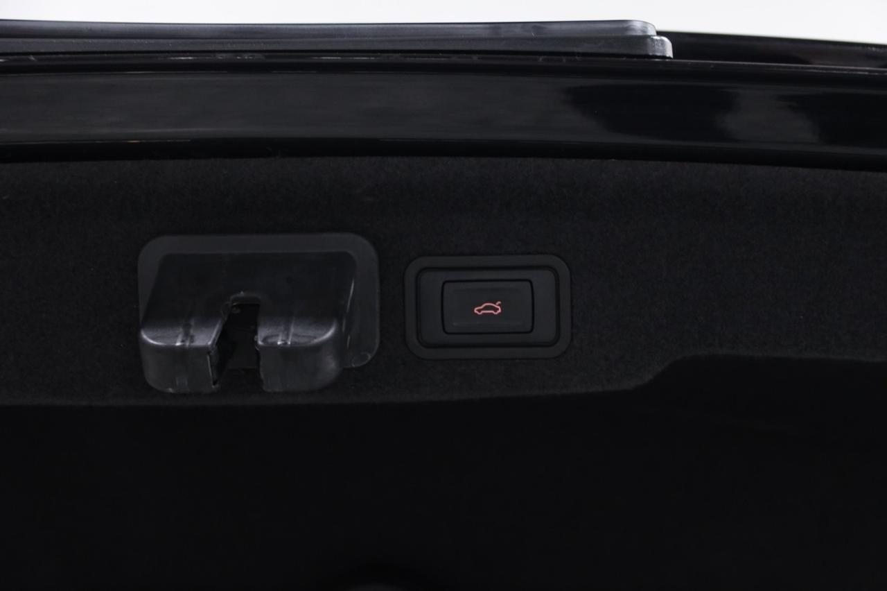 2014 Audi S8 4dr Sedan Skokie IL