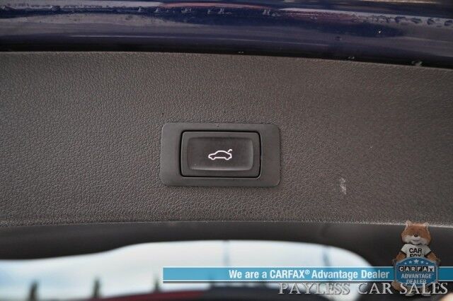 2014 Audi SQ5 / Premium Plus / AWD / 3.0L Supercharged V6 / Power & Heated Leather Seats / Panoramic Sunroof / Navigation / Blind Spot Alert / Bluetooth / Backup Camera / Keyless Entry & Start / Only 99K Miles Anchorage AK