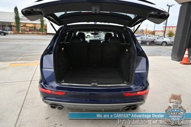 2014 Audi SQ5 / Premium Plus / AWD / 3.0L Supercharged V6 / Power & Heated Leather Seats / Panoramic Sunroof / Navigation / Blind Spot Alert / Bluetooth / Backup Camera / Keyless Entry & Start / Only 99K Miles Anchorage AK