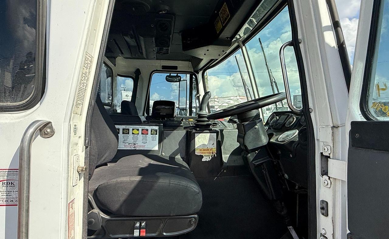 2014 Autocar ACX 27 yd Scorpion Side Loader Garbage Truck Tampa FL