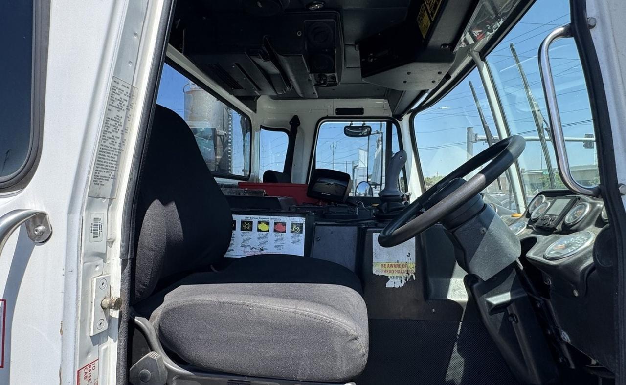 2014 Autocar ACX64 27 yd Scorpion Side Loader Garbage Truck Tampa FL