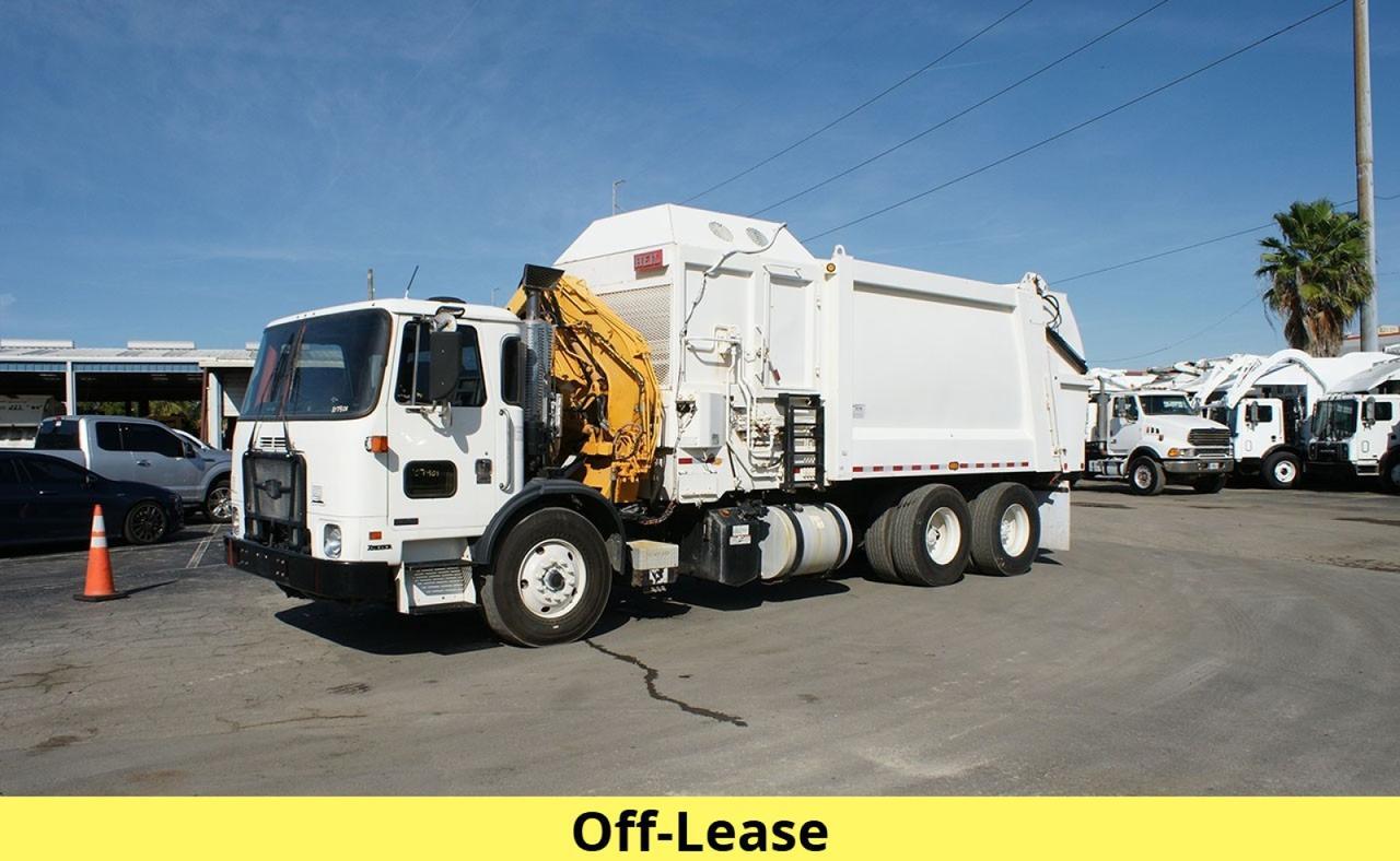 2014 Autocar ACX64 28 yard Heil Side Loader Garbage Truck