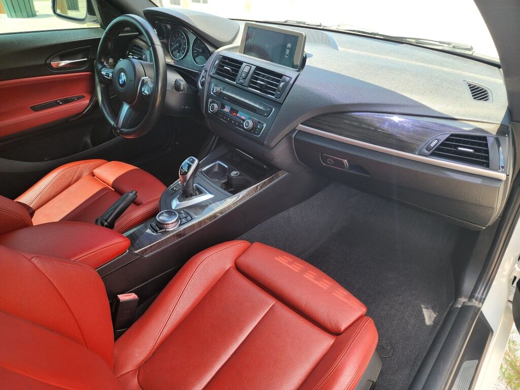 2014 BMW 2 Series M235i~LOW MILES~ACTIVE PARKING SYSTEM~AUTO START/STOP~CRUISE CONTROL~DRIVER ASSISTANCE PACKAGE~LEATHER SEATS~NAVIGATION SYSTEM~PREMIUM SOUND SYSTEM Sarasota FL
