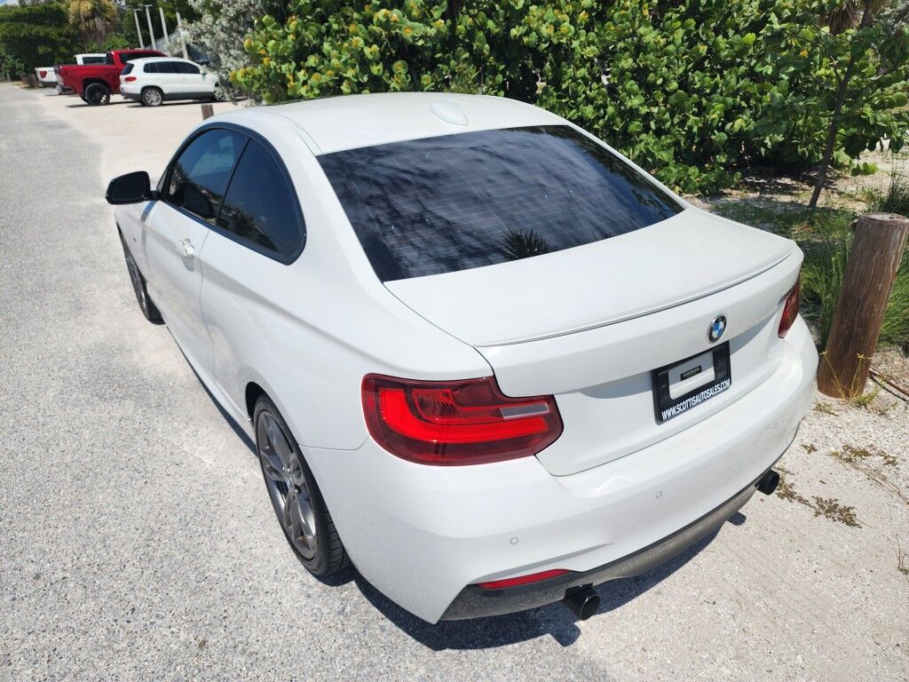2014 BMW 2 Series M235i~LOW MILES~ACTIVE PARKING SYSTEM~AUTO START/STOP~CRUISE CONTROL~DRIVER ASSISTANCE PACKAGE~LEATHER SEATS~NAVIGATION SYSTEM~PREMIUM SOUND SYSTEM Sarasota FL