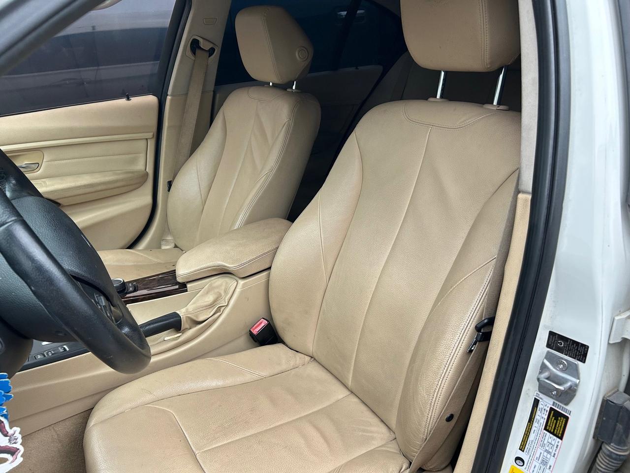 2014 BMW 3 Series 320i