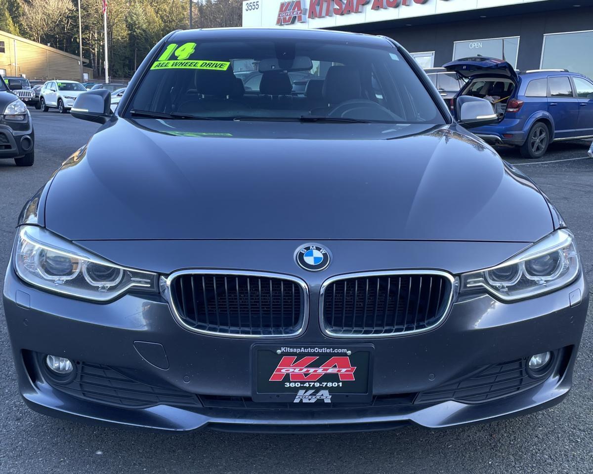 2014 BMW 3 Series 320i xDrive Sedan 4D