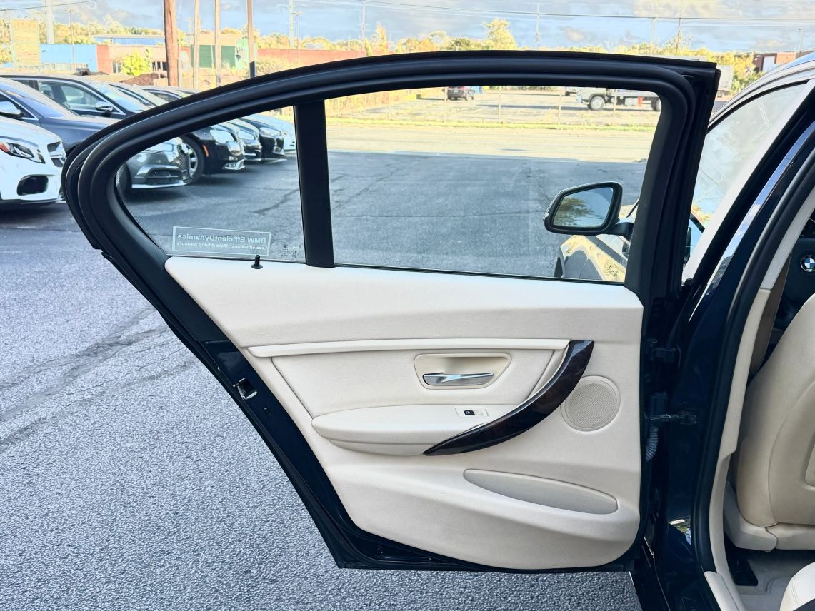 2014 BMW 3 Series 320i xDrive Sedan 4D Cincinnati OH
