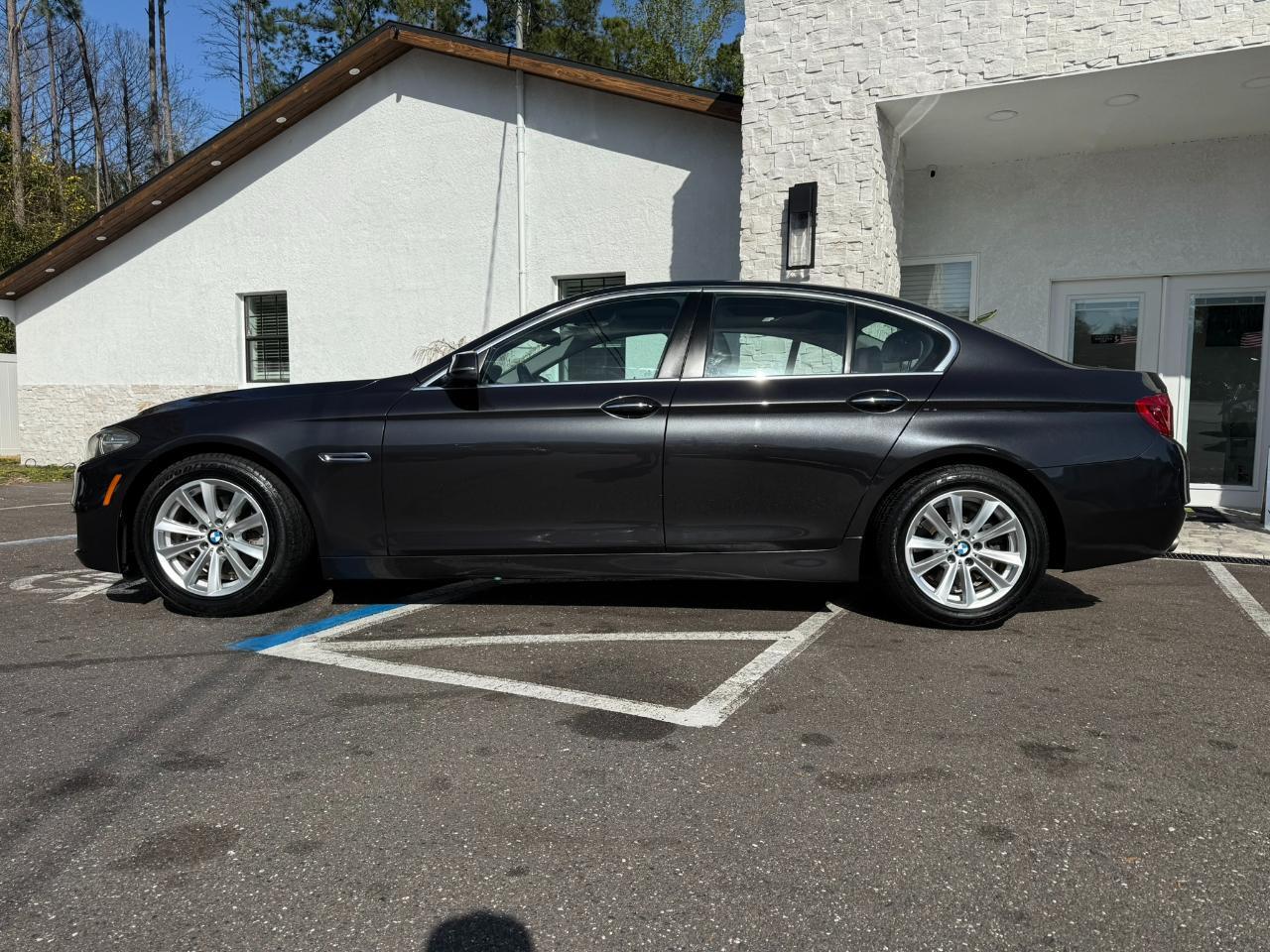 2014 BMW 5 Series 4dr Sdn 528i xDrive AWD Jacksonville FL