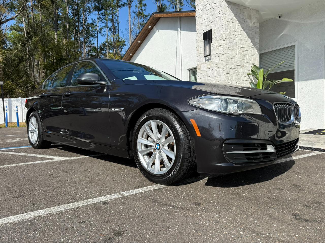 2014 BMW 5 Series 4dr Sdn 528i xDrive AWD Jacksonville FL