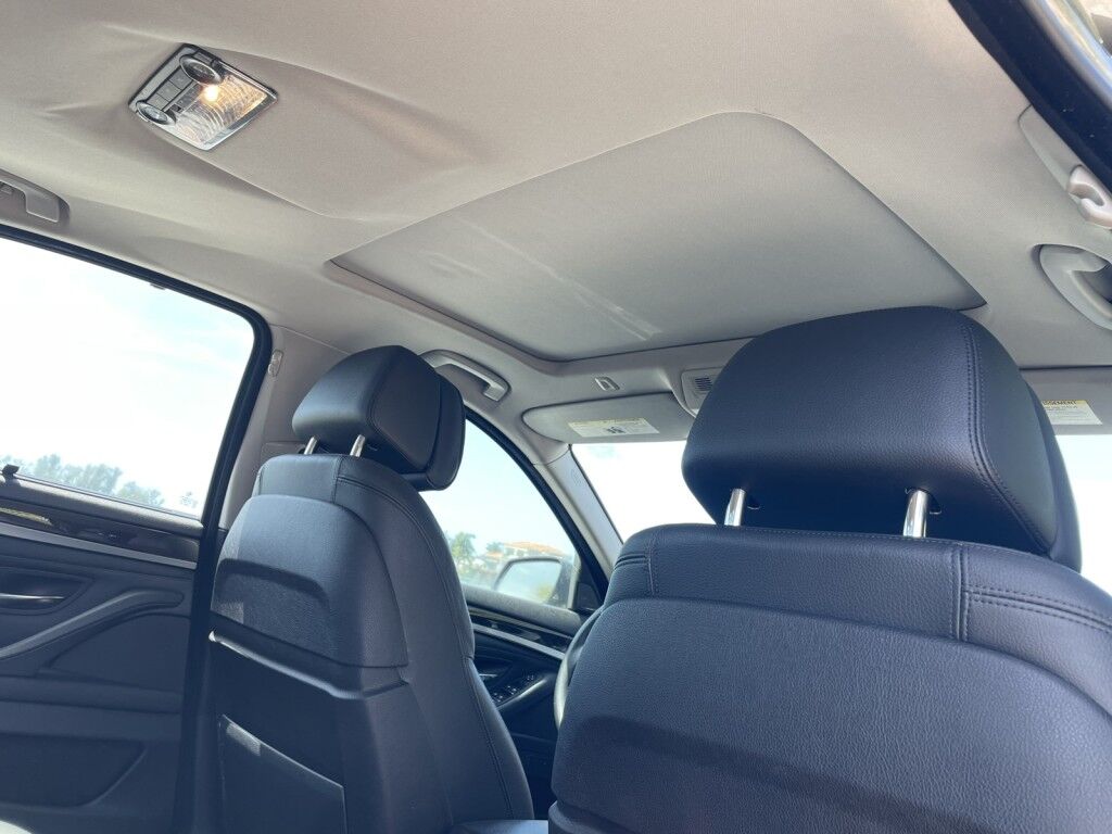 2014 BMW 5 Series 550i~BLUETOOTH~CAMERA SYSTEM~CRUISE CONTROL~LEATHER SEATS~REARVIEW CAMERA Sarasota FL
