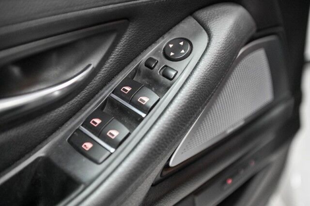 2014 Bmw 550i xDrive Sedan photo 27