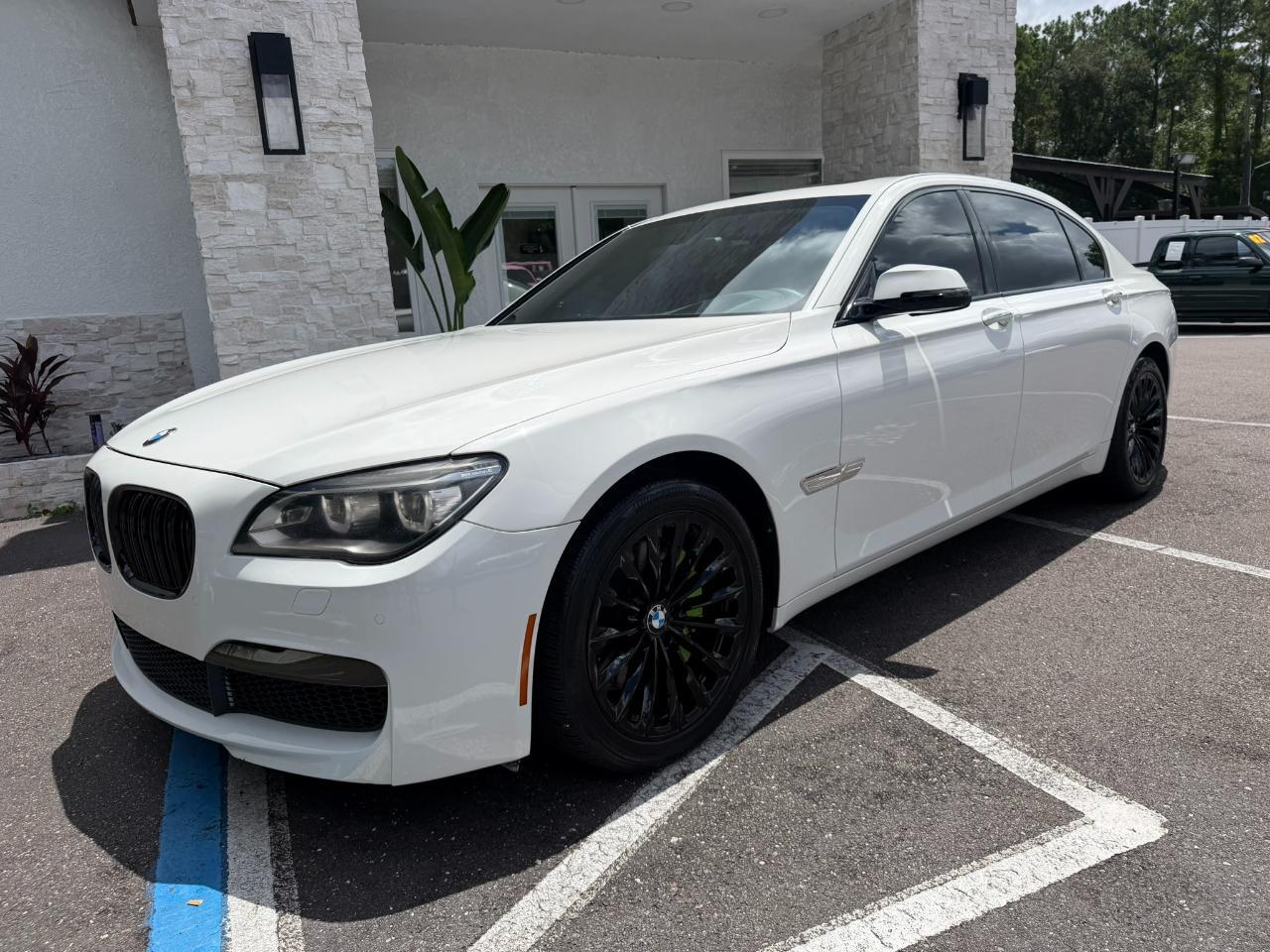 2014 BMW 7 Series 4dr Sdn 740Li RWD