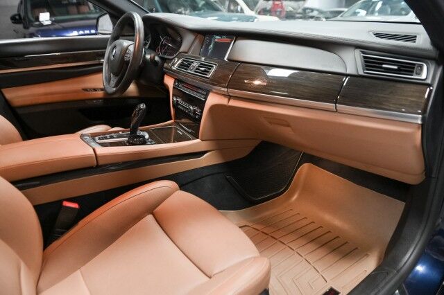 2014 BMW 750i xDrive M Sport 4dr Sedan Chicago IL