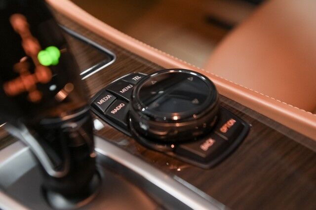 2014 BMW 750i xDrive M Sport 4dr Sedan Chicago IL
