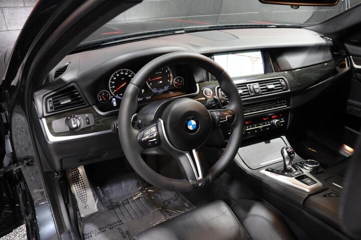 2014 BMW M5 4dr Sedan Chicago IL