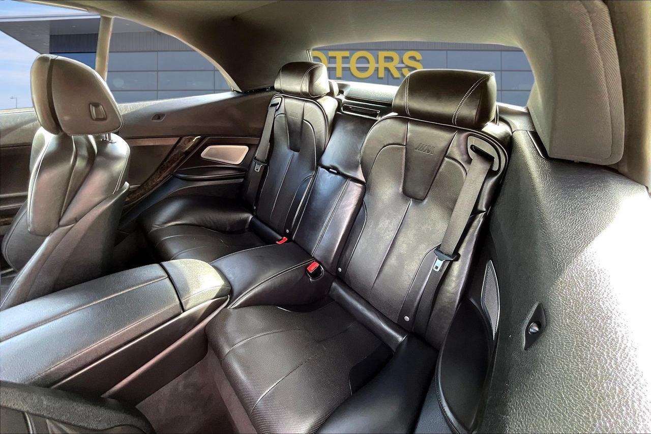 2014 BMW M6  BLACK at Westside Kia