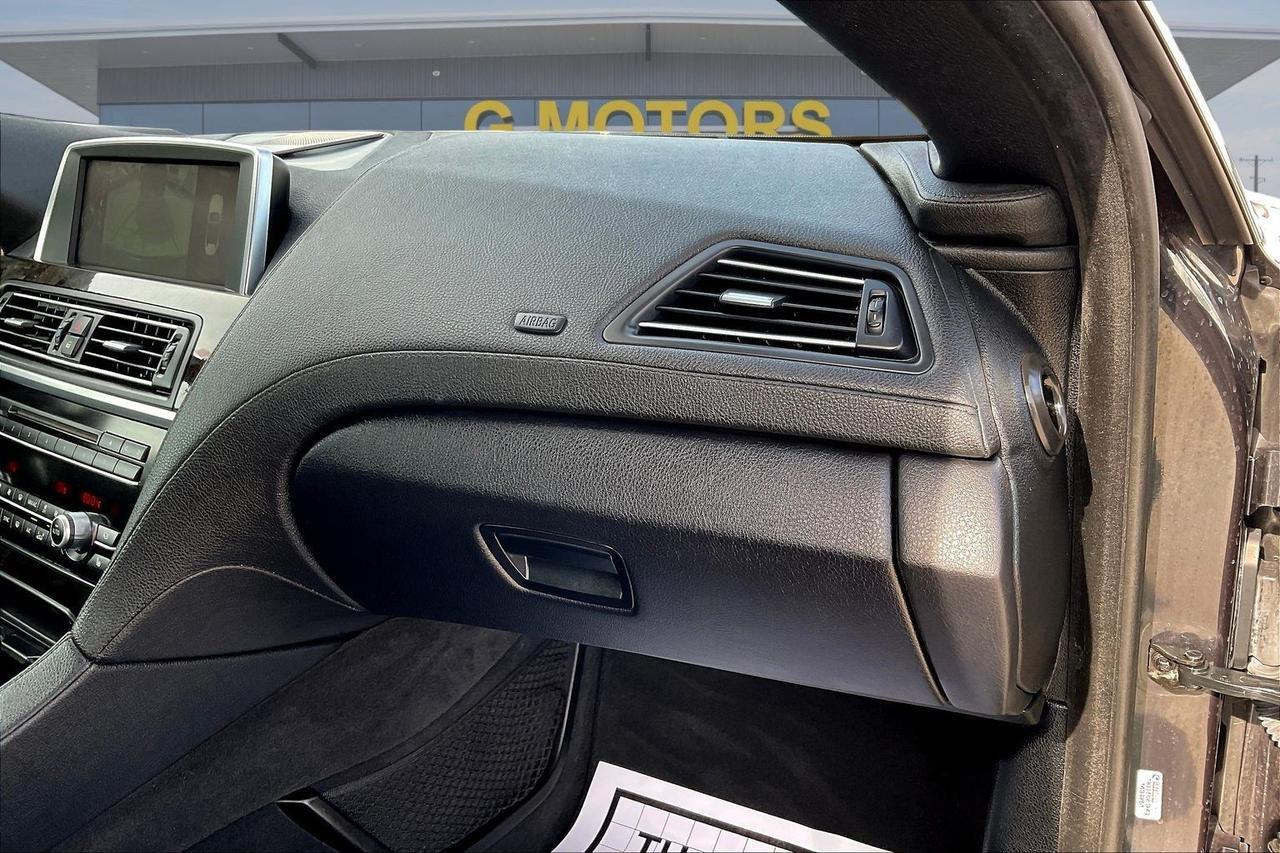 2014 BMW M6  BLACK at Westside Kia