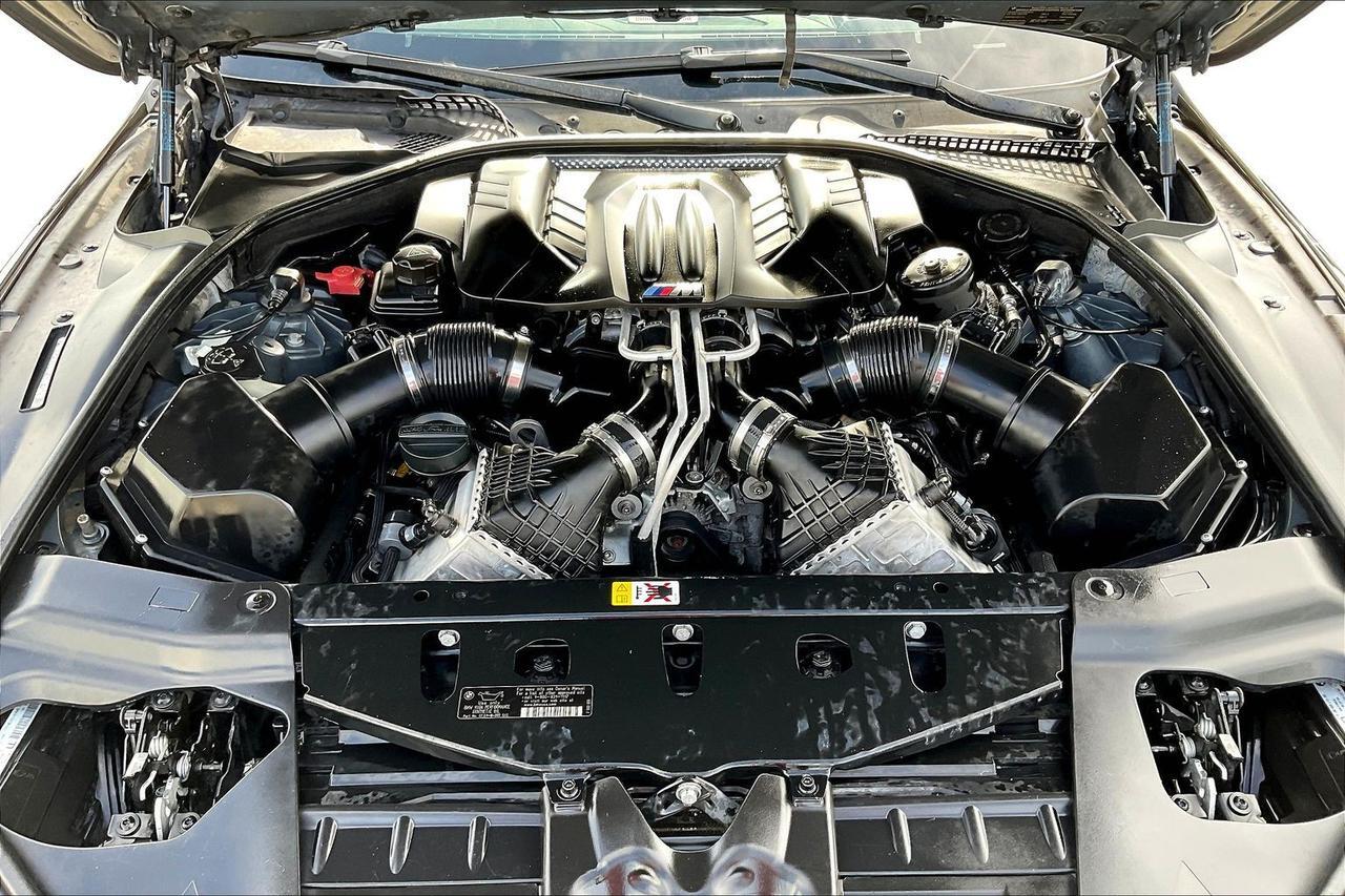 2014 BMW M6  BLACK at Westside Kia