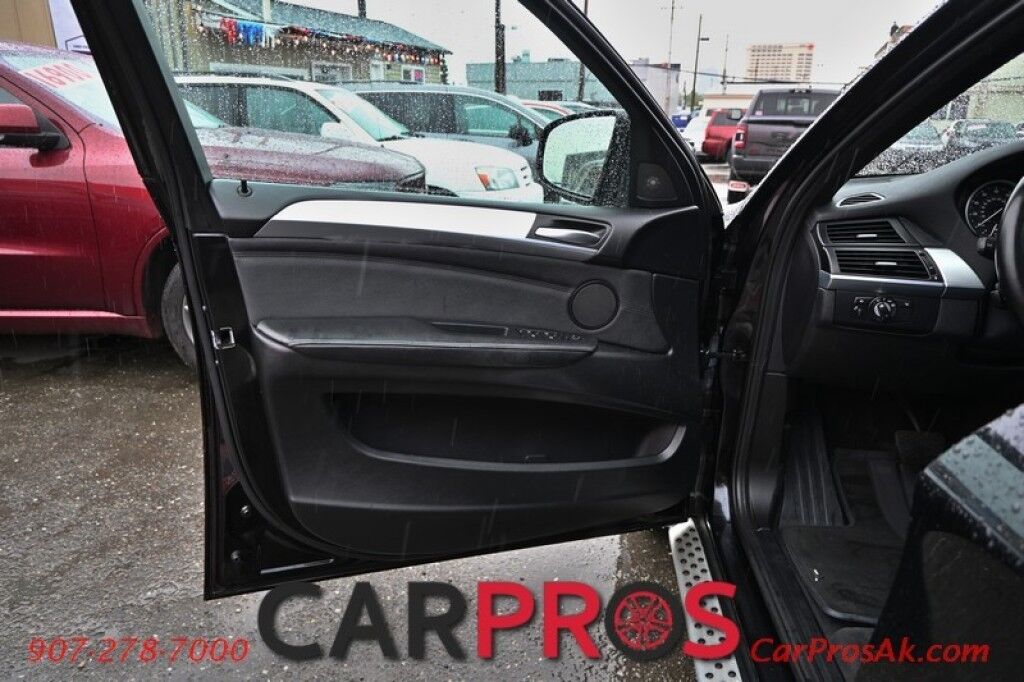2014 BMW X6 xDrive35i - 3.0L Turbo - Automatic - All Wheel Drive - Front Leather Heated Seats w/ Heated Steering Wheel - 2nd Row Heated Seats - Fog Lights - Keyless Entry & Start - Backup Camera - Sunroof Anchorage AK
