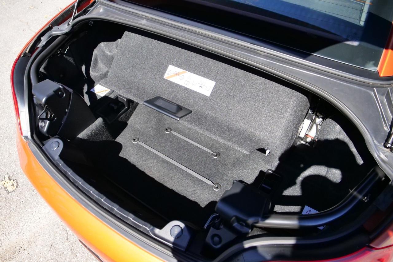 2014 BMW Z4 sDrive28i Roadster / M Sport / Hyper Orange Package! Lincolnton NC