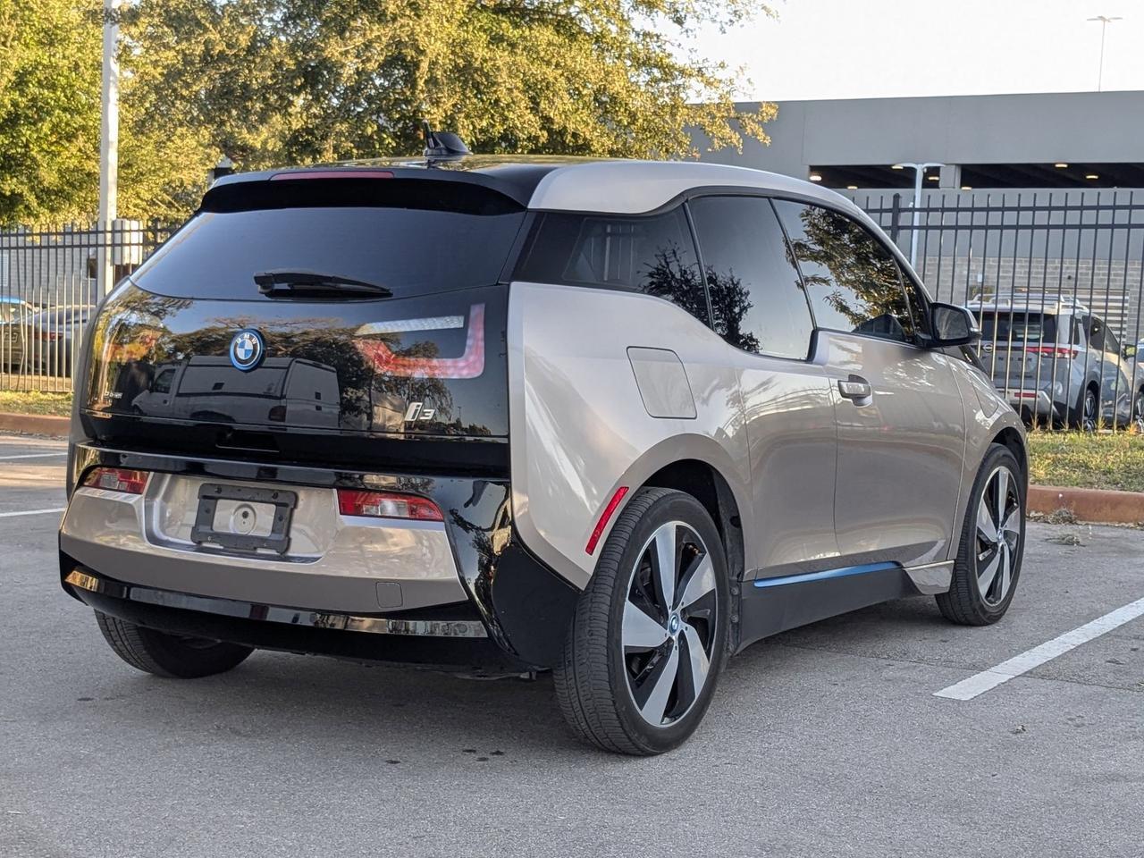 2014 BMW i3 with Range Extender