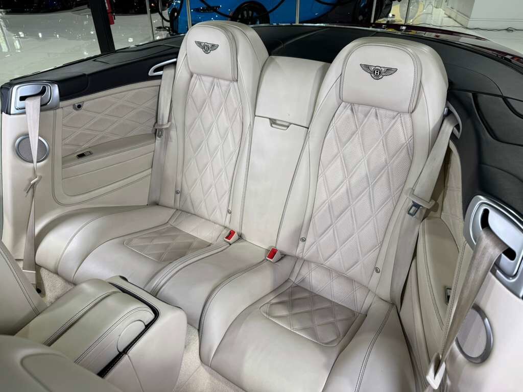 2014 Bentley Continental GT Speed Magenta Metallic paint, Mulliner Driving Specification AND MUCH MORE!! Fort Lauderdale FL