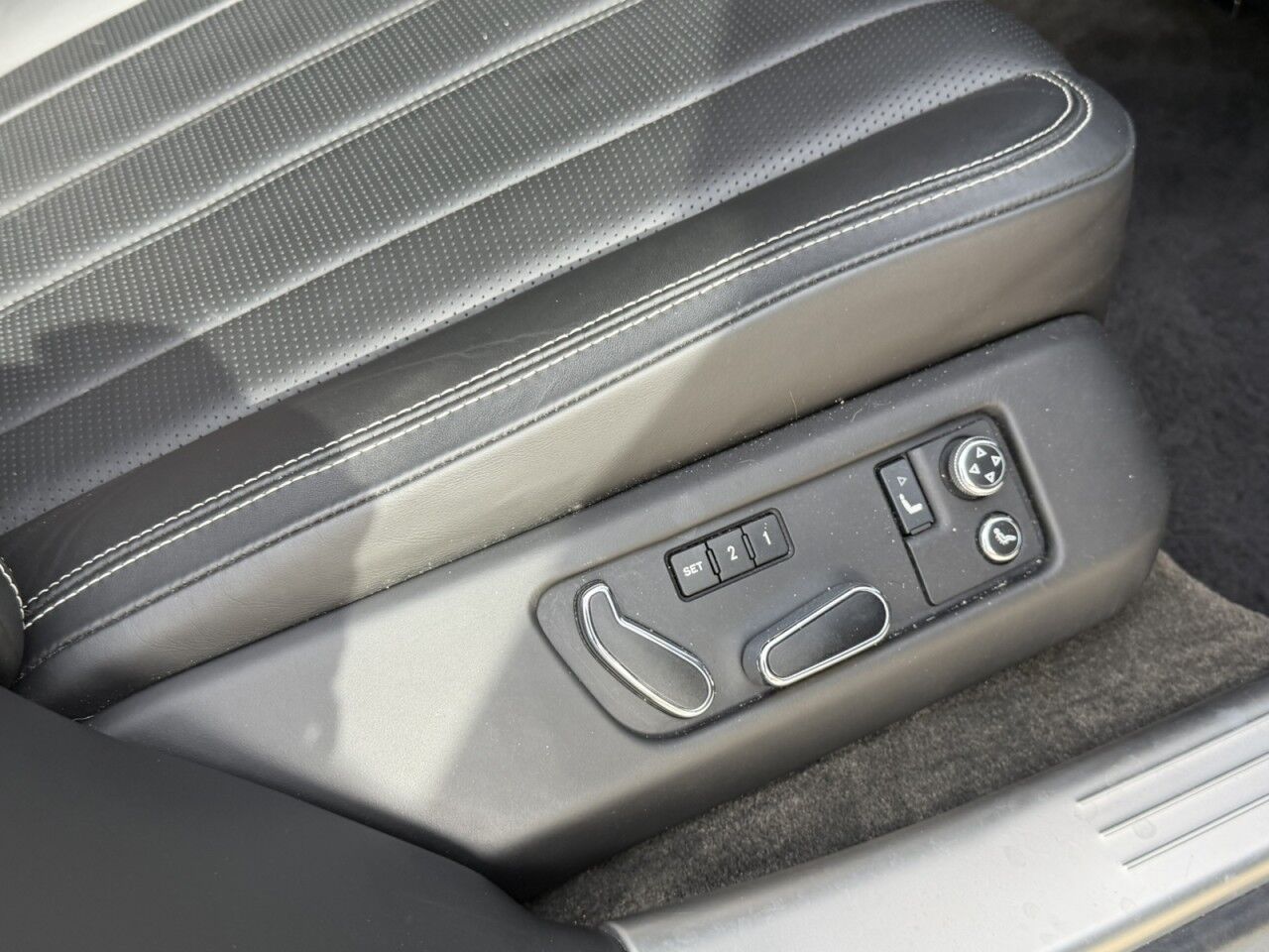 2014 Bentley Flying Spur Charlton MA