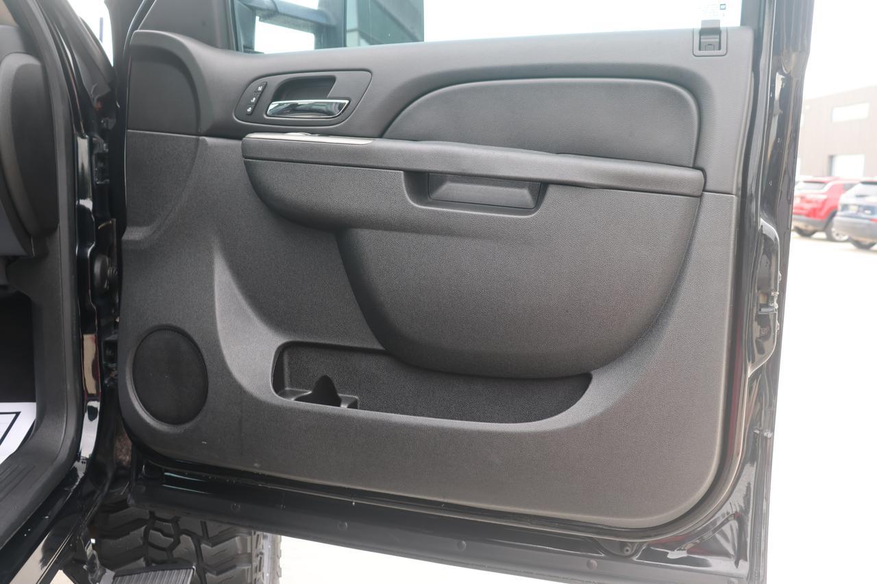 2014 CHEVROLET SILVERADO 2500 HEAVY DUTY LTZ Houston TX