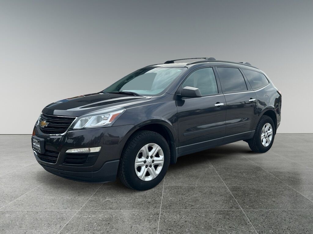 2014 CHEVROLET TRAVERSE LS