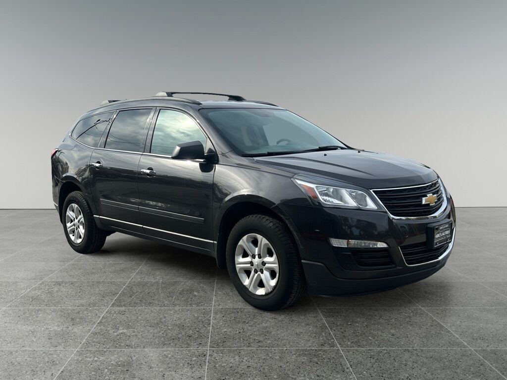 2014 CHEVROLET TRAVERSE LS Toledo OH