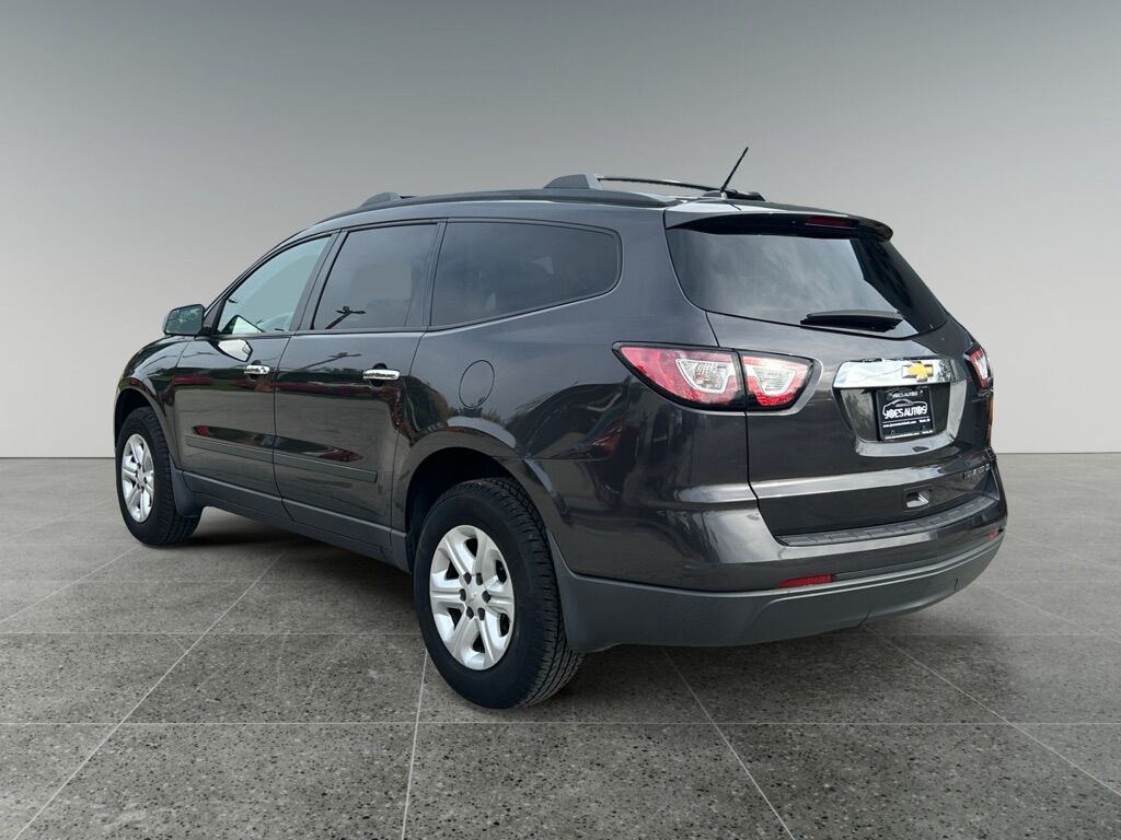 2014 CHEVROLET TRAVERSE LS