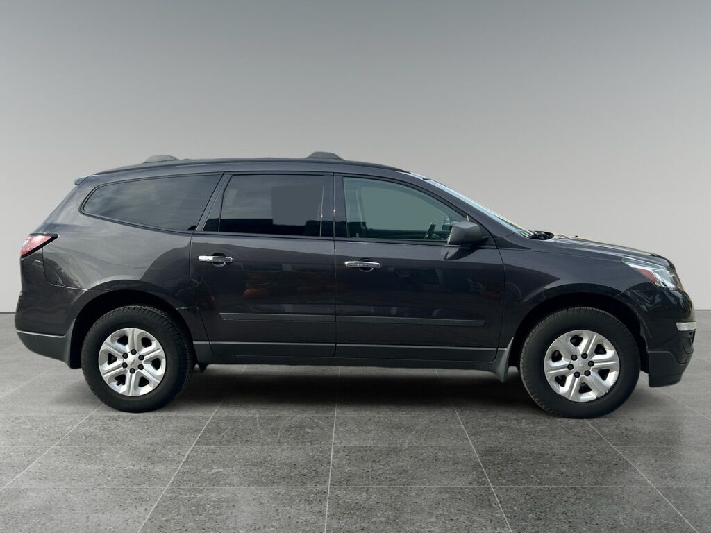 2014 CHEVROLET TRAVERSE LS Toledo OH