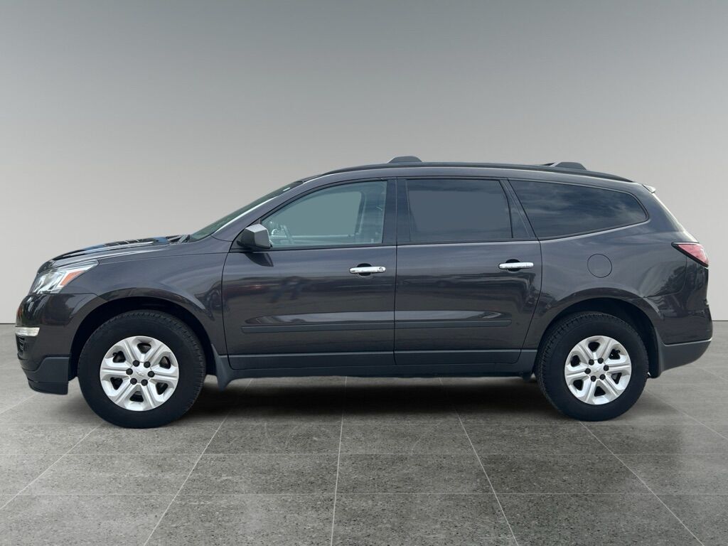 2014 CHEVROLET TRAVERSE LS