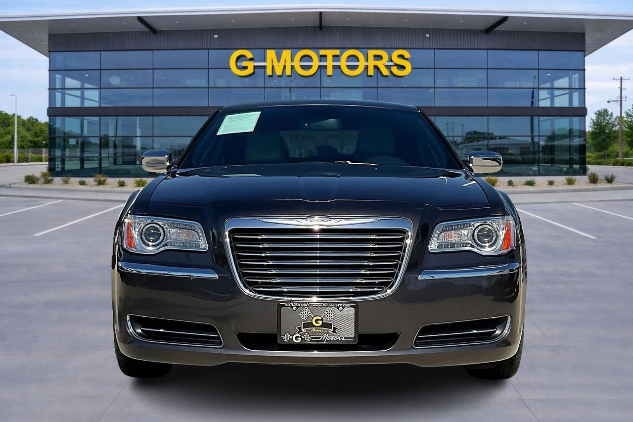 2014 CHRYSLER 300 Houston TX