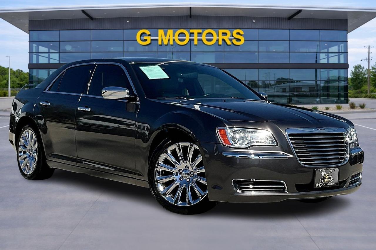 2014 CHRYSLER 300 Houston TX
