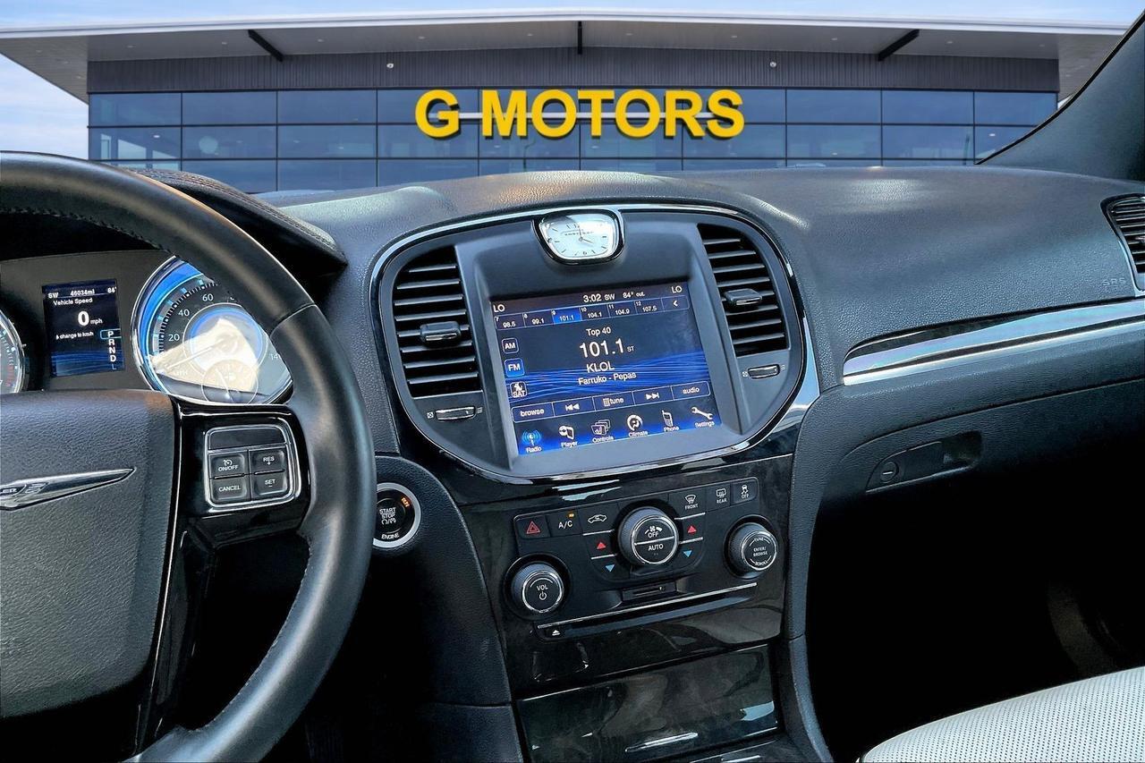 2014 CHRYSLER 300 Houston TX