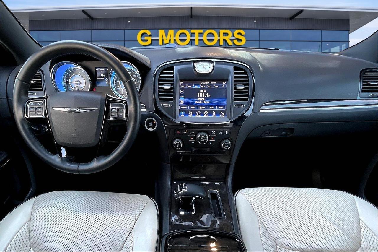 2014 CHRYSLER 300 Houston TX